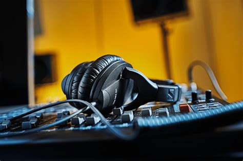 Sennheiser Support & Repairs .